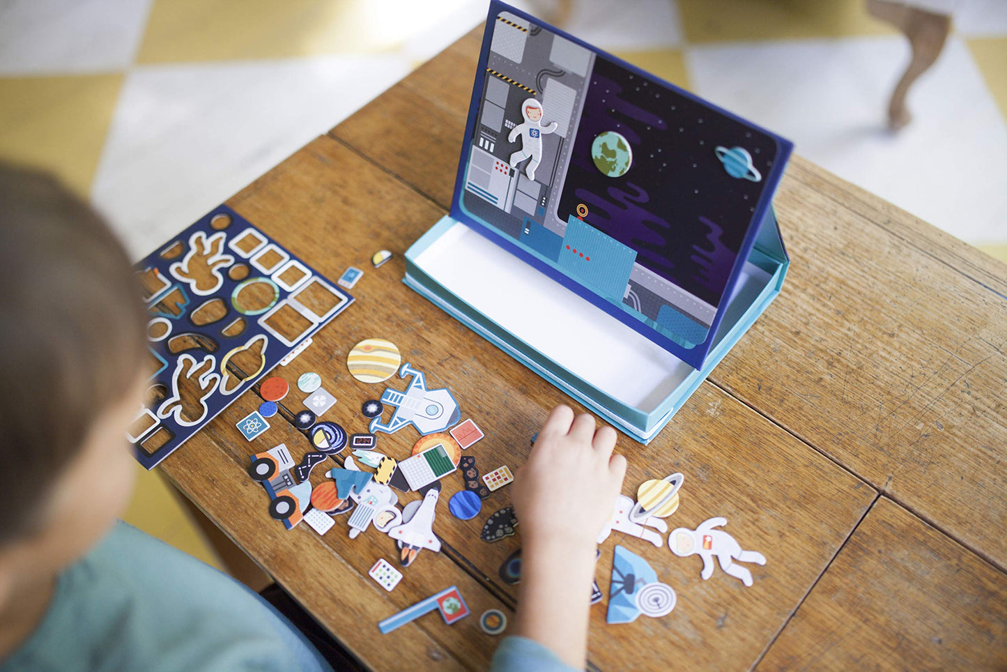 Petit Collage Magnetic Play Scene, Outer Space - Magnetic Game Board with Mix and Match Magnetic Pieces, Ideal for Ages 3+ - Inc