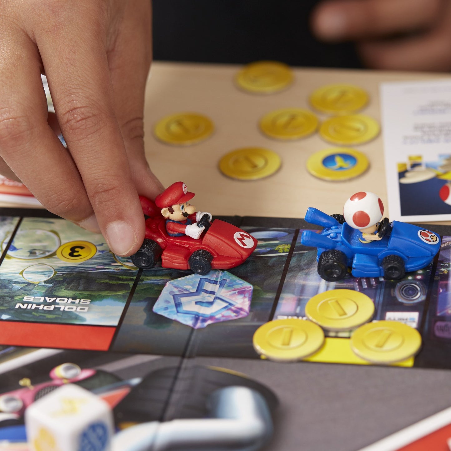 Monopoly Gamer Mario Kart Board Game - Model 43220-777 - Fun Multiplayer Racing Experience