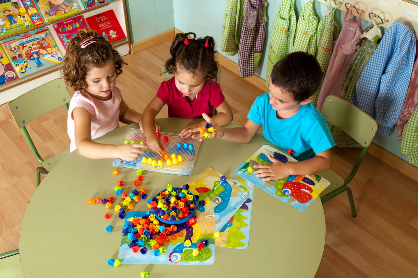 Interactive Peg Board Game With 90 Pegs & 6 Worksheets, 3/4'