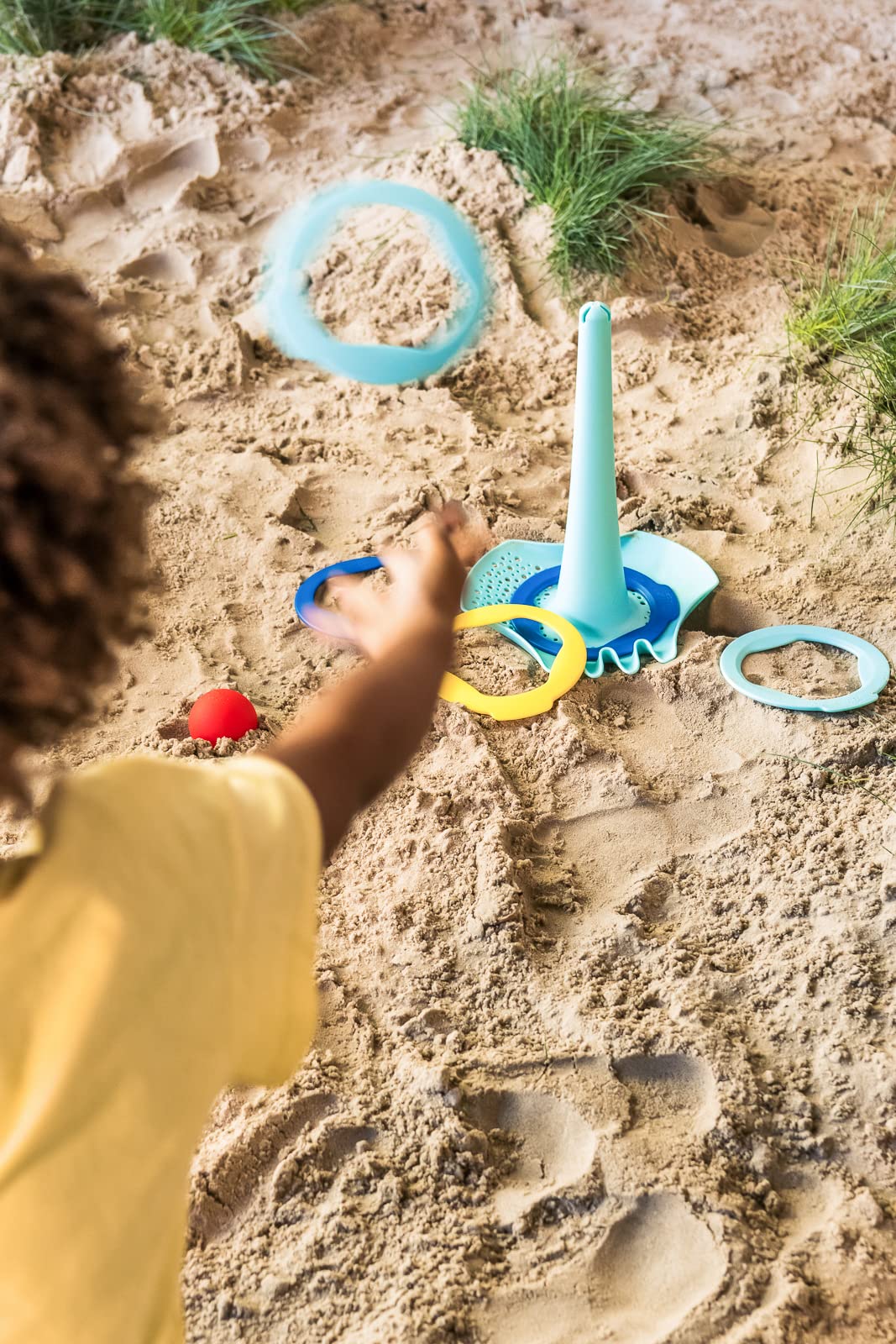 QUUT | Triplet | Vintage Blue Color | Award Winning 4-in-1 Children's Shovel, Sifter, Funnel, & Rake