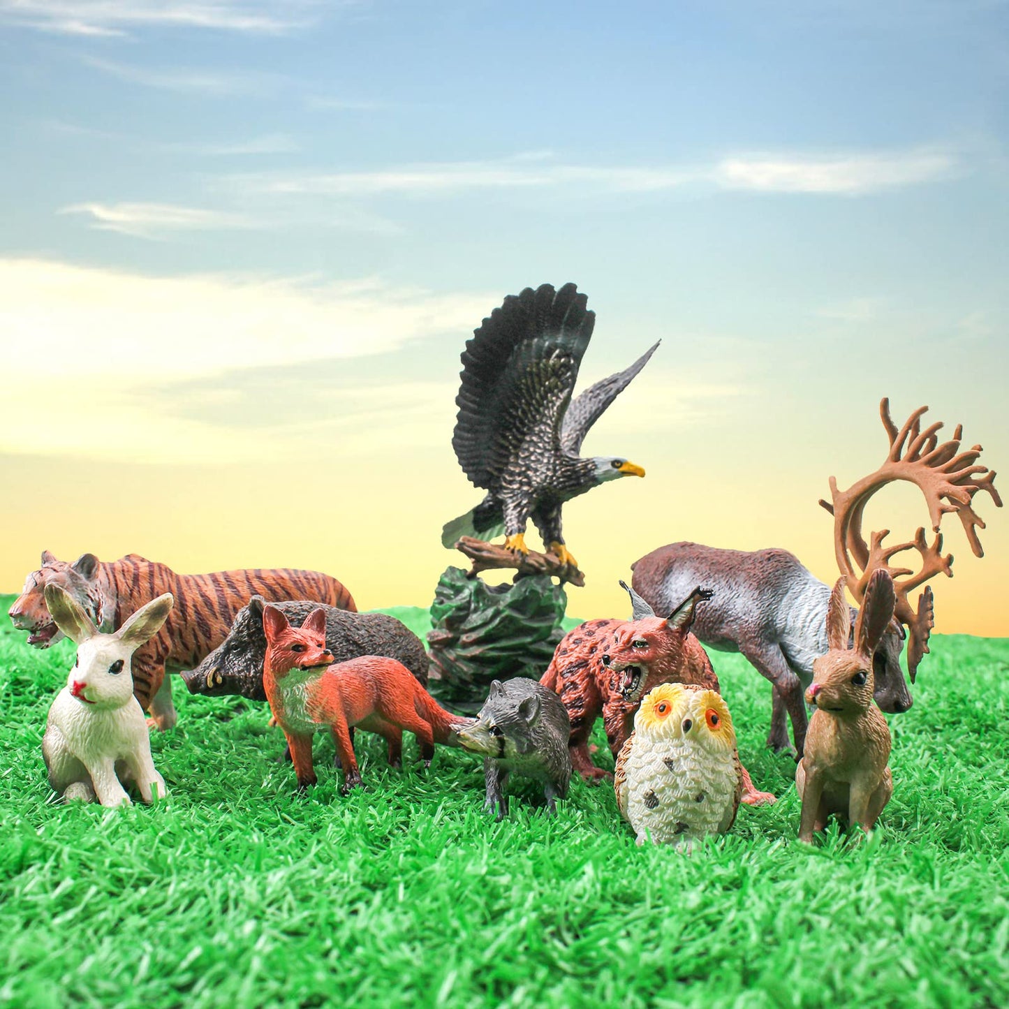 BRETOYIN Forest Animals Figures Playset 10PCS Woodland Animal Figurines Toys Set Plastic Animals Figure Tiger Figurine Wolf Figu