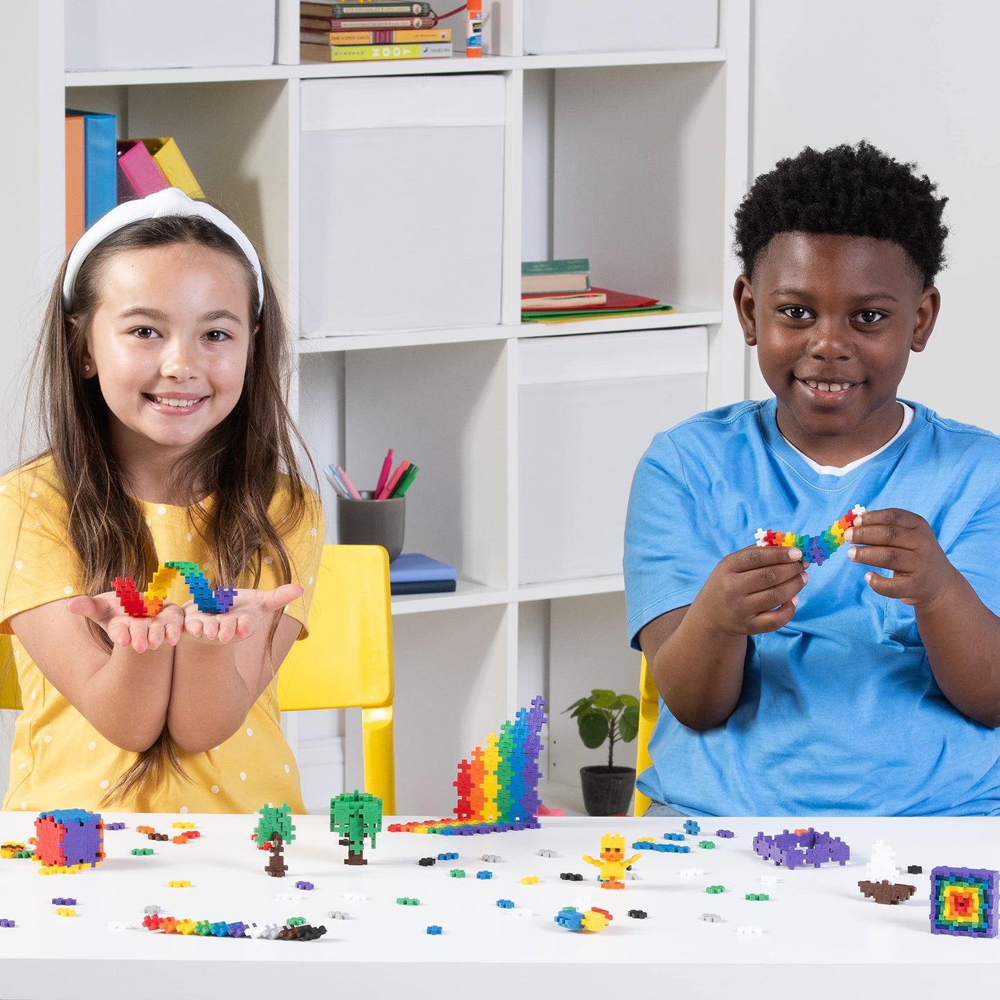 PLUS PLUS 500 Piece 3D Puzzle Kit - Interlocking Building Blocks, Multicolor STEM Toys, Model 04165