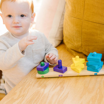 Melissa & Doug Stack and Sort Board - Wooden Educational Toy for Ages 2+, 15 Solid Wood Pieces, Bright Colors