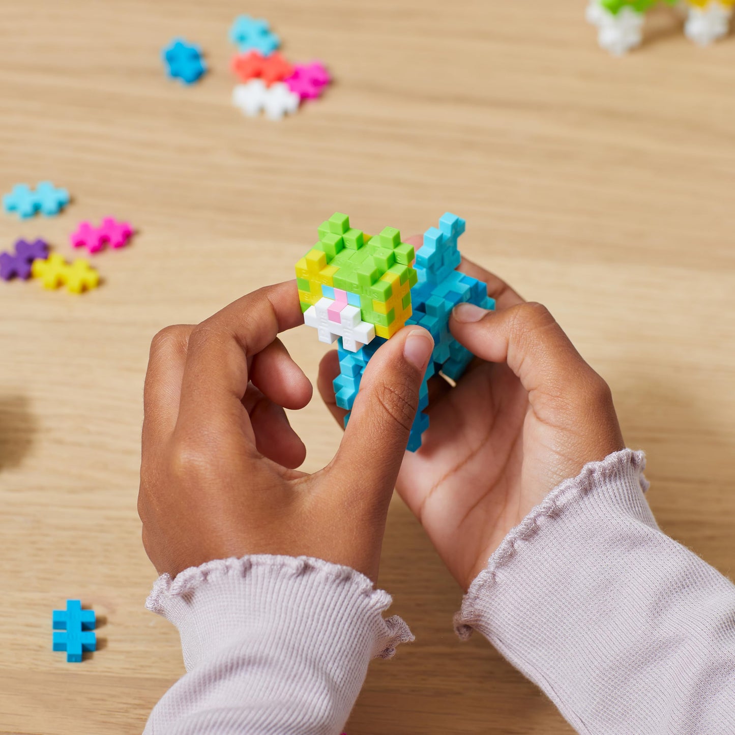 Plus Plus Learn To Build Set, 275 Mini Interlocking Building Blocks, Toy Construction Playset, 3D Puzzle Stem & Art Kit - Pets
