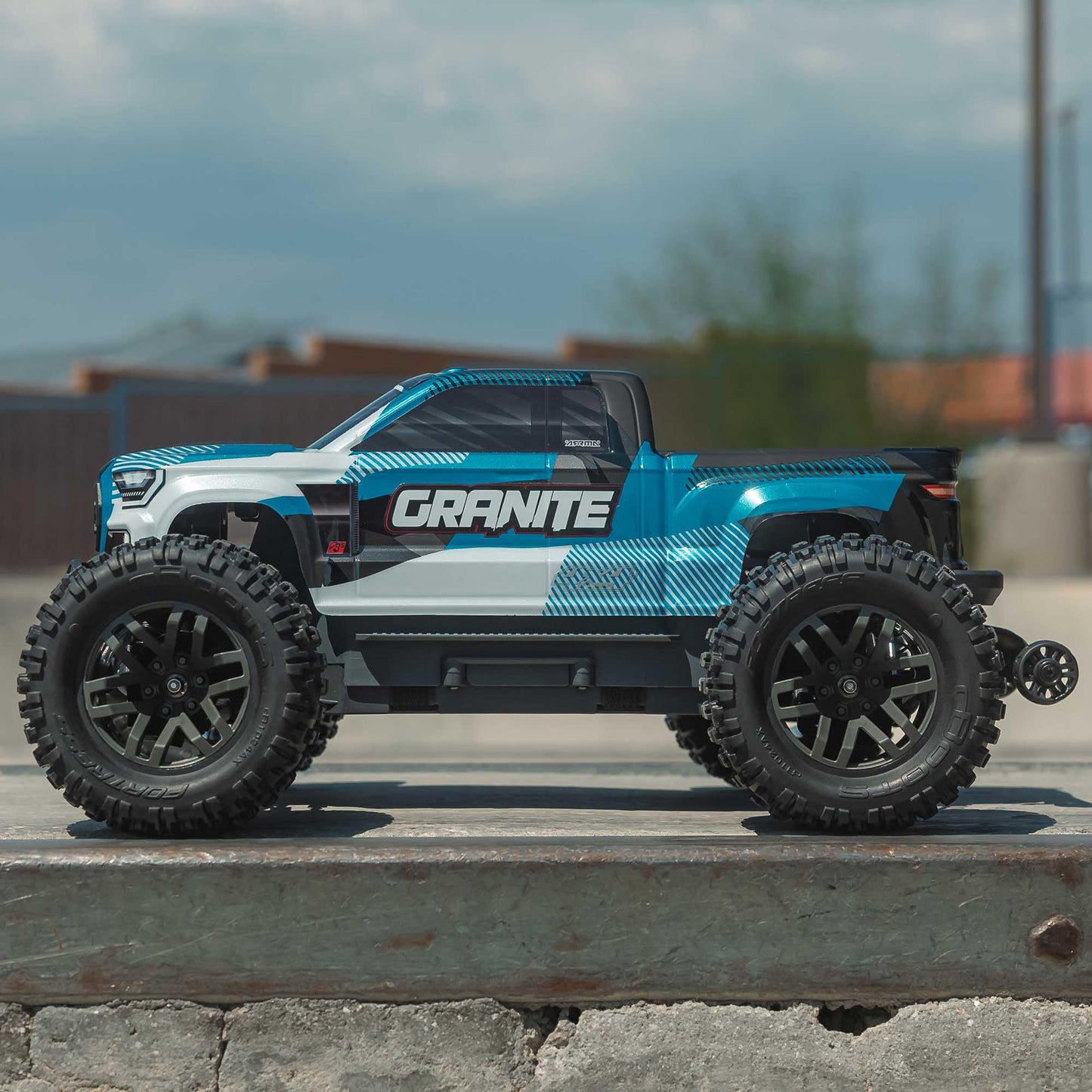 Arrma Rc Truck 1/10 Granite 4X4 223S Blx Brushless Monster Truck Rtr With Dsc, Blue, Ara4302V4T1