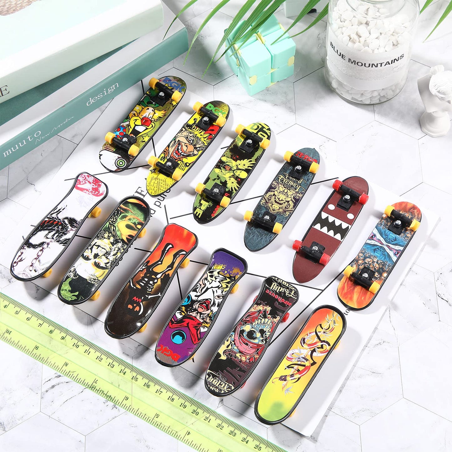 36 Pieces Mini Finger Skateboard Toy Skateboard Finger Boards with Double Sided Pattern Creative Fingertip Movement Novelty Toys Party Favors Decorations Supplies for Teens and mature-themeds (Retro Style)