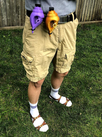 Munnygrubbers - Mystic Conch Shell - Non-Canon Parody Of Magic Conch Shell - Ask A Yes Or No Question And Pull String - Fortune Telling - Decision Making - (Holster Only)