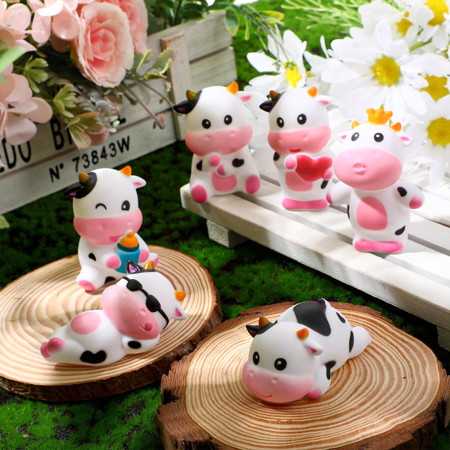 Jenaai 24 Pcs Cute Rubber Cows Bulk Squeak Floating Cow For Kids Bath Toys Rubber Animals Swimming Shower Bathtub Toy Favors For