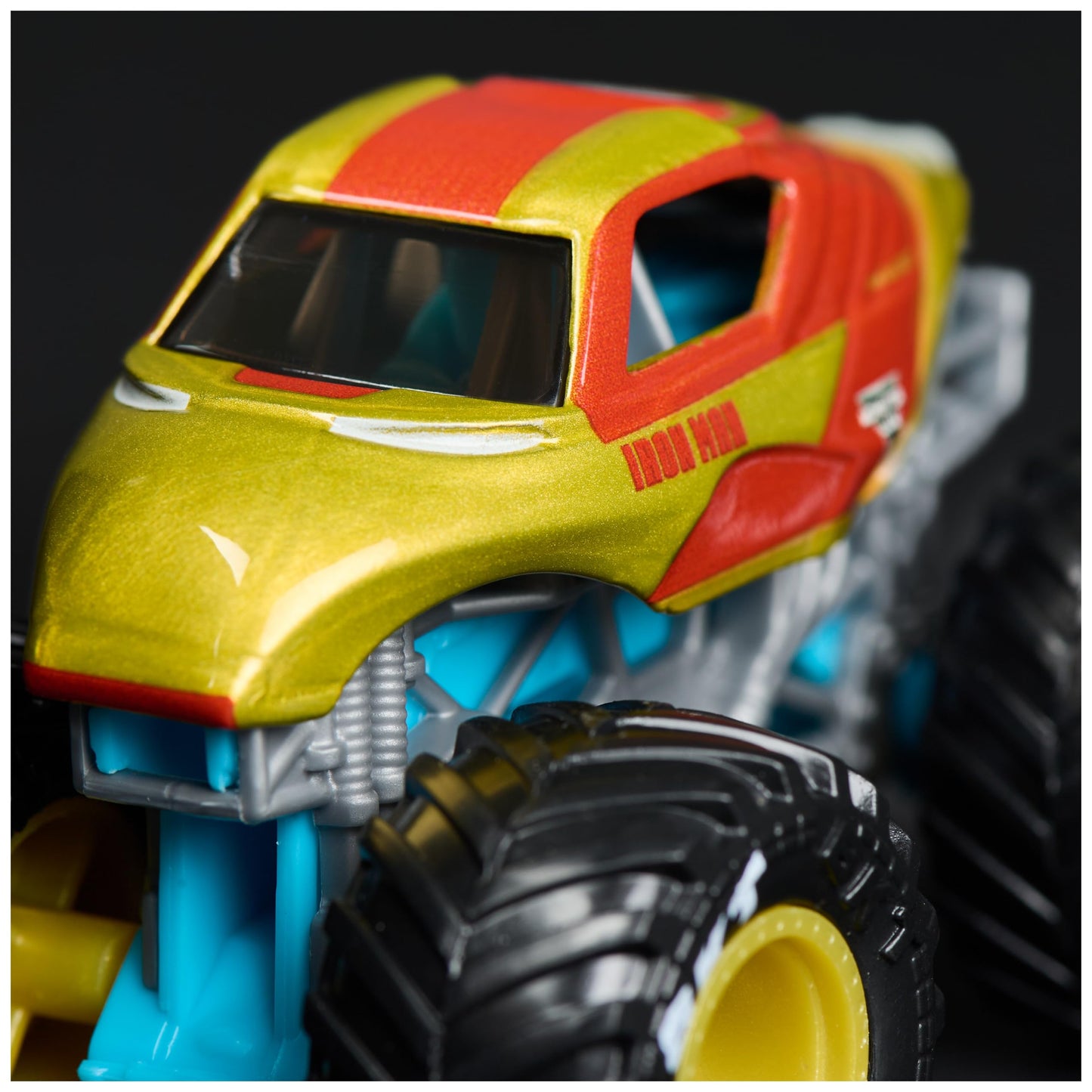 Monster Jam, Marvel Official Iron Man Vs. War Machine Die-Cast Monster Trucks, 1:64 Scale, Kids Toys For Boys And Girls Ages 3 A