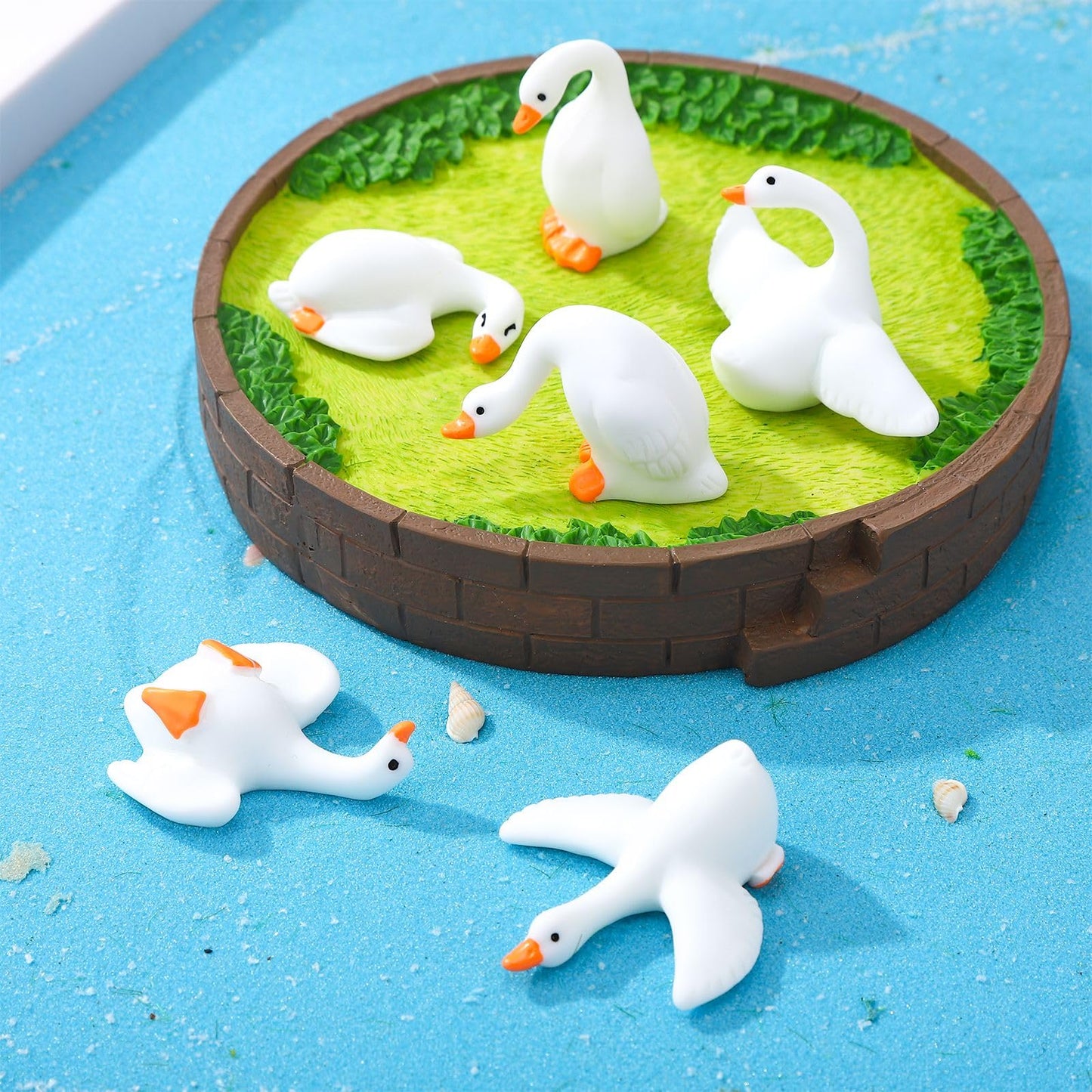Hokoad 24 PCs Mini Resin Goose Figurines Tiny White Goose Statues for Fairy Garden Terrarium DIY Crafts Dollhouse Decorations (24)