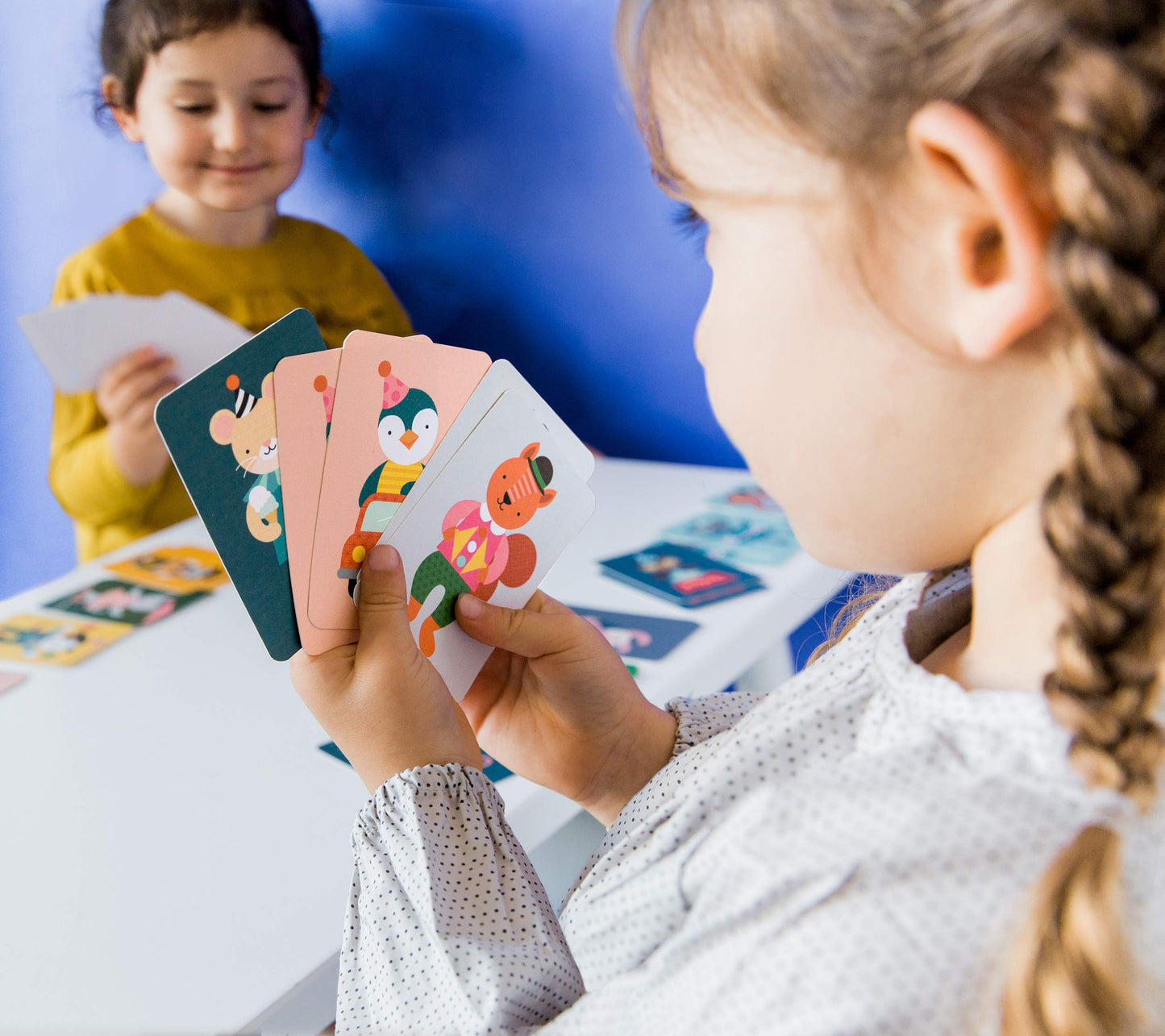 Petit Collage Animal Kingdom Card Game for Kids, Ages 4+, 2-4 Players, Sturdy Tin Storage, Model PTC257
