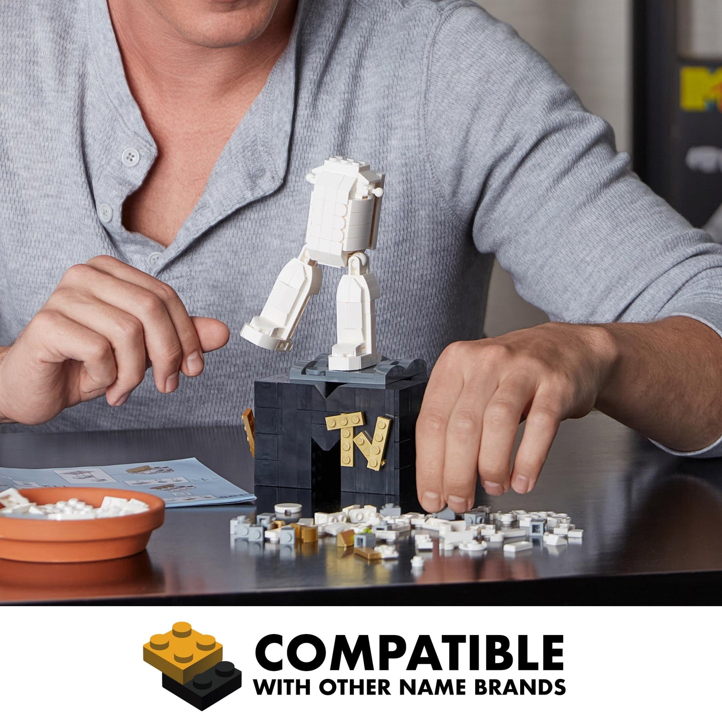 Brickcraft MTV Moon Person Building Set - 510 Pieces, White Plastic, 10.25" Tall - Officially Licensed Collectible Model for Music Fans
