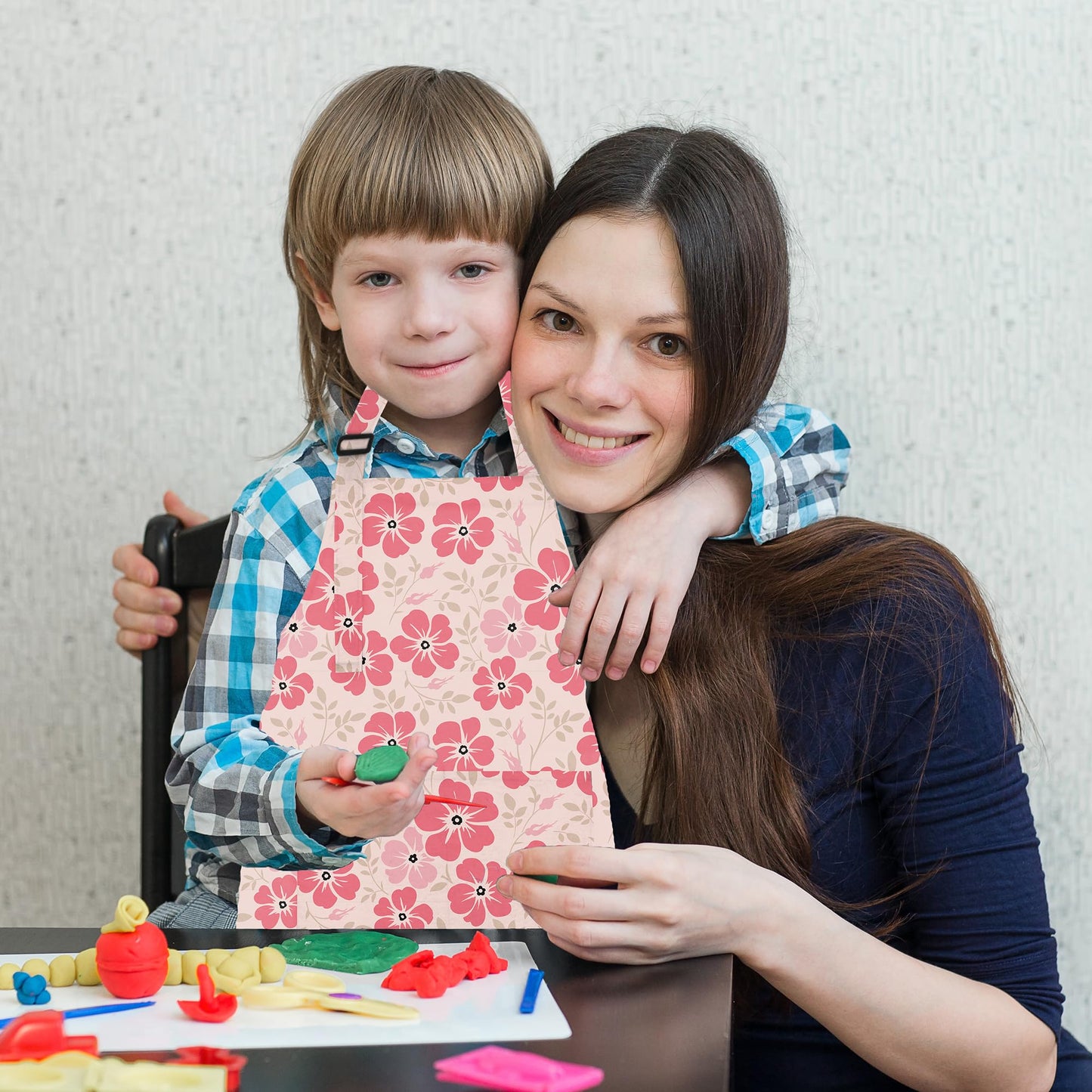 BeeGreen Kids Apron 2 Pack Pink White Floral Kids Painting Aprons with Adjustable Strap & Front Pockets Toddler Aprons for Girls