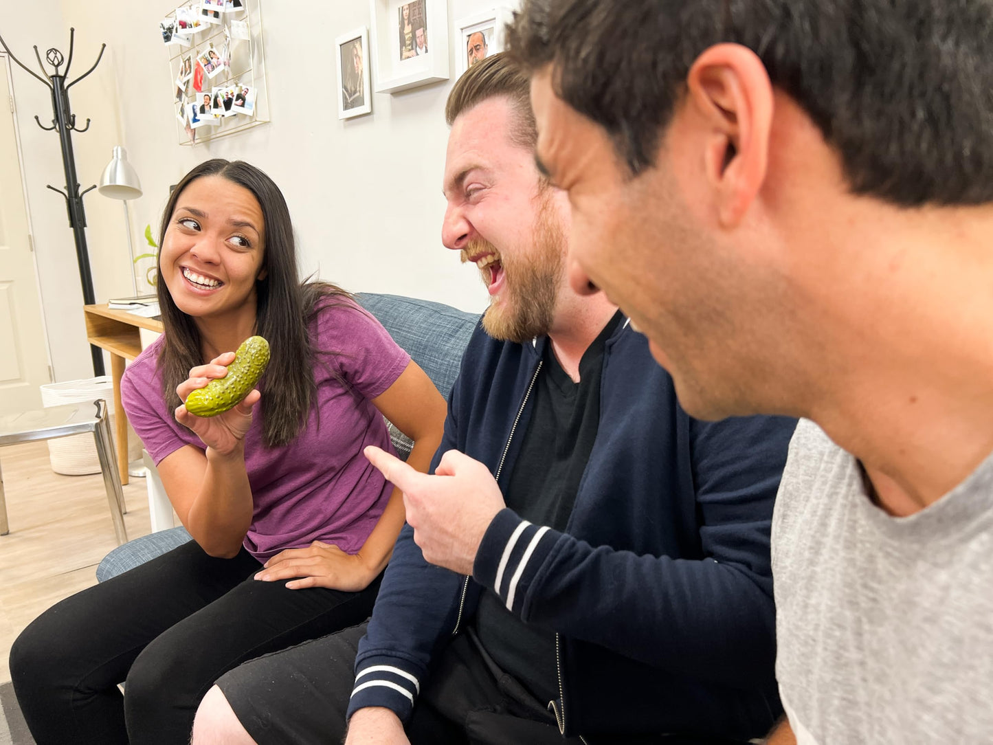 DR DINGUS Screaming Pickle - Original Goat Scream Gag Gift for Kids & Adults - Funny Office Prank - Durable Resin & Plastic