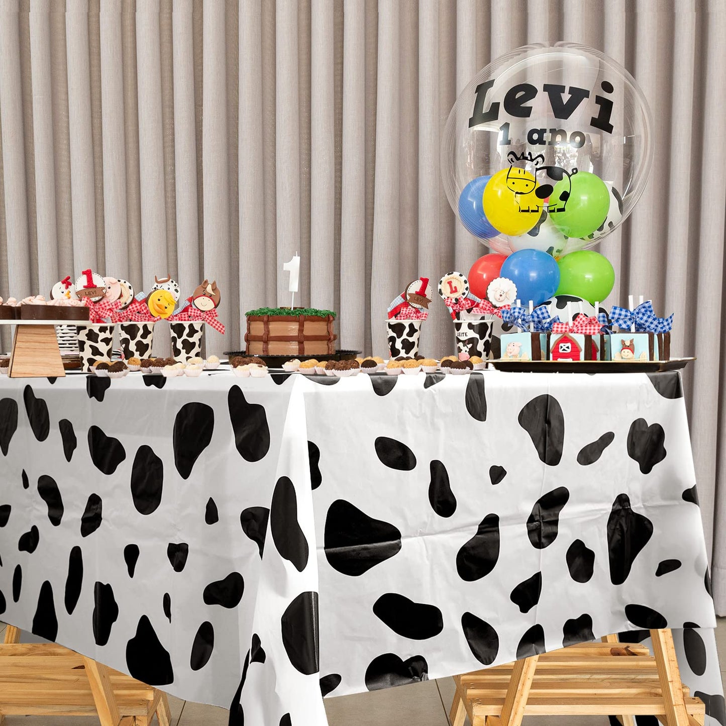 Maitys 12 Pcs Cow Tablecloth 54 x 108 Inch Cow Table Cloths for Parties Cow Tablecloth Cow Party Supplies Disposable Plastic Rec