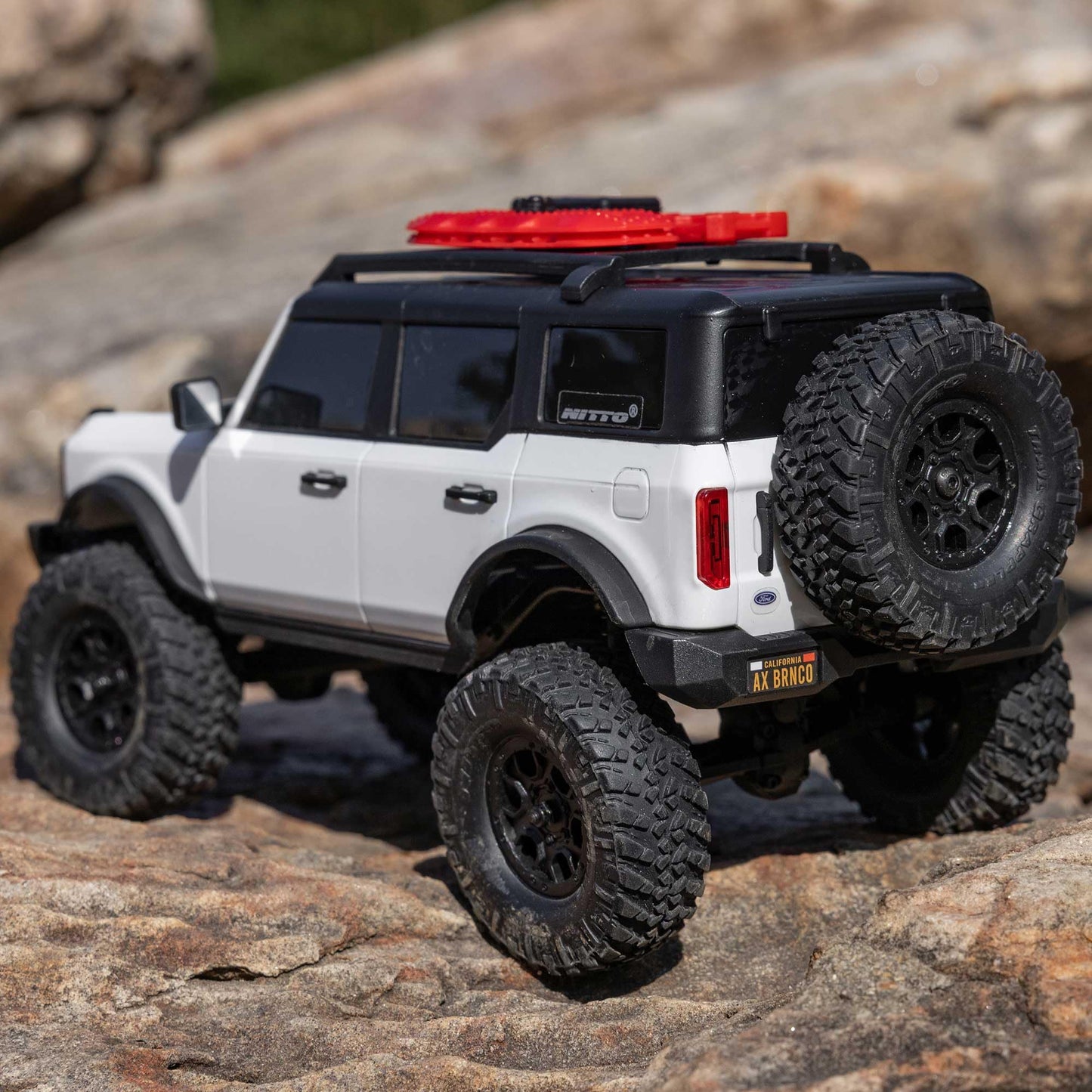 Axial Rc Truck 1/24 Scx24 Ford Bronco 4X4 Rtr Brushed Rock Crawler (Battery & Charger Included), White, Axi00006V2T4