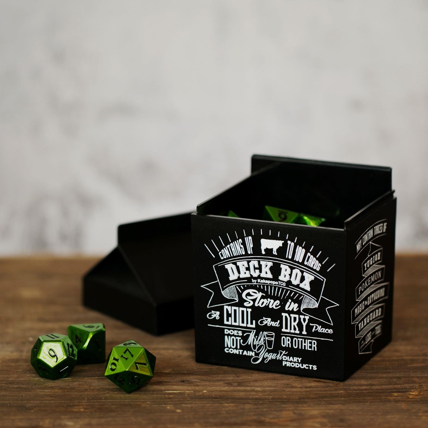 Kakapopotcg Deck-Fast (Black): Deck Box, Dice Box, Mtg Magic Fab Ygo Dnd Spell Cards Edh Commander Fab Ptcg Tcg