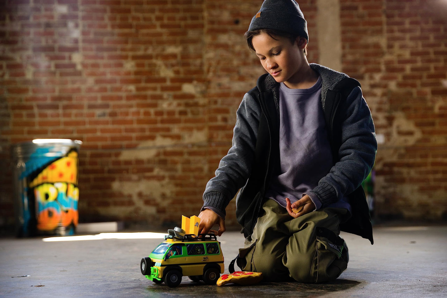 Teenage Mutant Ninja Turtles Pizza Blaster RC Vehicle with 6 Foam Launchers, Model 71038, Plastic, Pizza Van Color, Ages 5+