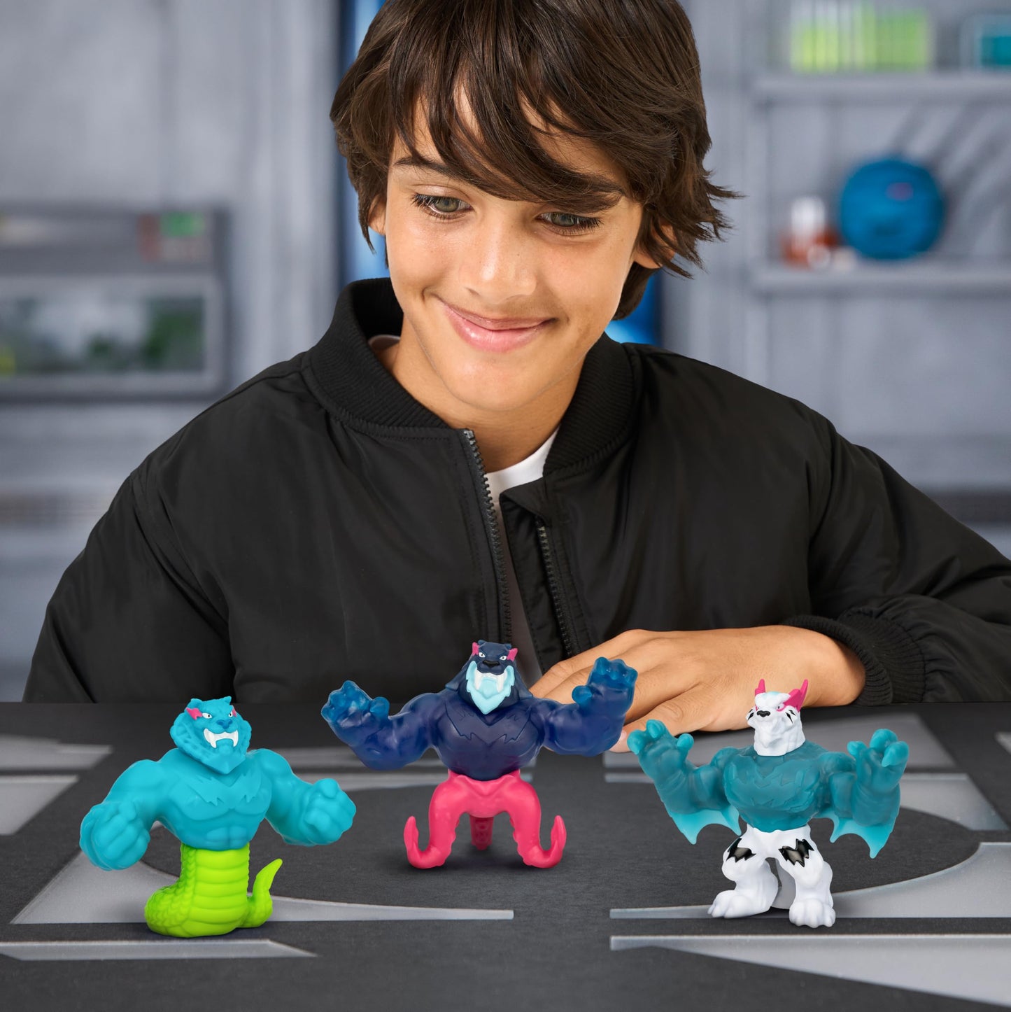 MRBEAST LAB Hyper Fusion Stretchy Hero - Sabertooth Squid Figure, 5 Inch, Multicolor, Made of ABS and PVC, Model 24798