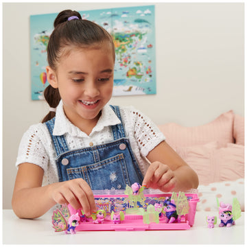 Hatchimals Colleggtibles, Rainbow-Cation Wolf Family Carton With Surprise Playset, 10 Characters, 2 Accessories, Kids Toys For Girls