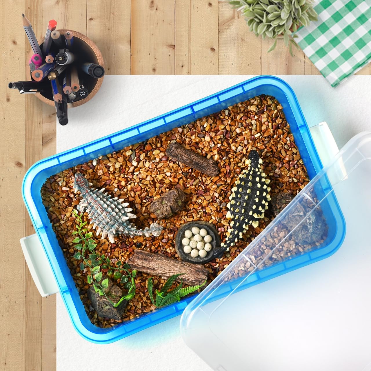 Madzee 15 Inch Portable Sensory Bin Play Tray With Lid, Fill With Water, Sand, Beads And More (Blue)