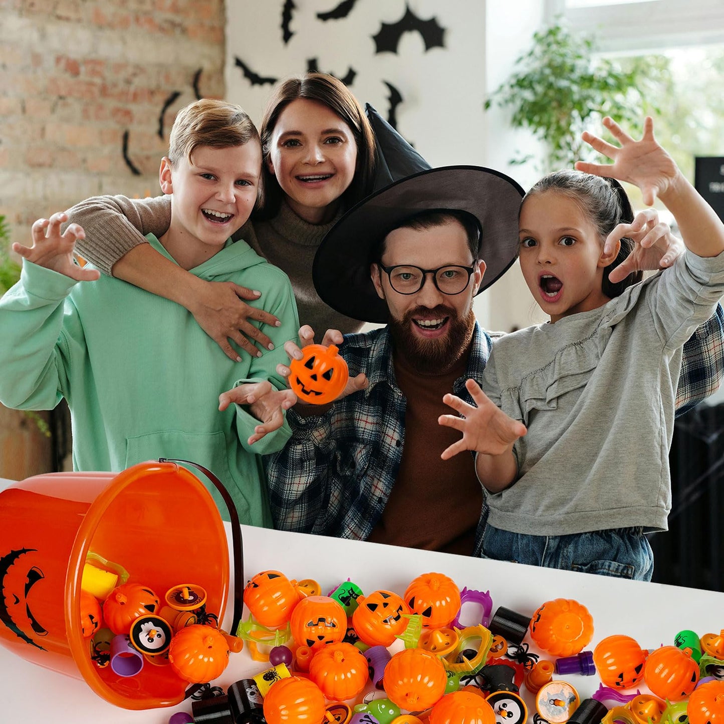 novelinks Halloween Party Favors for Kids 96PCS Halloween Toys in Bulk Halloween Prefilled Plastic Pumpkins Buckets Halloween Go