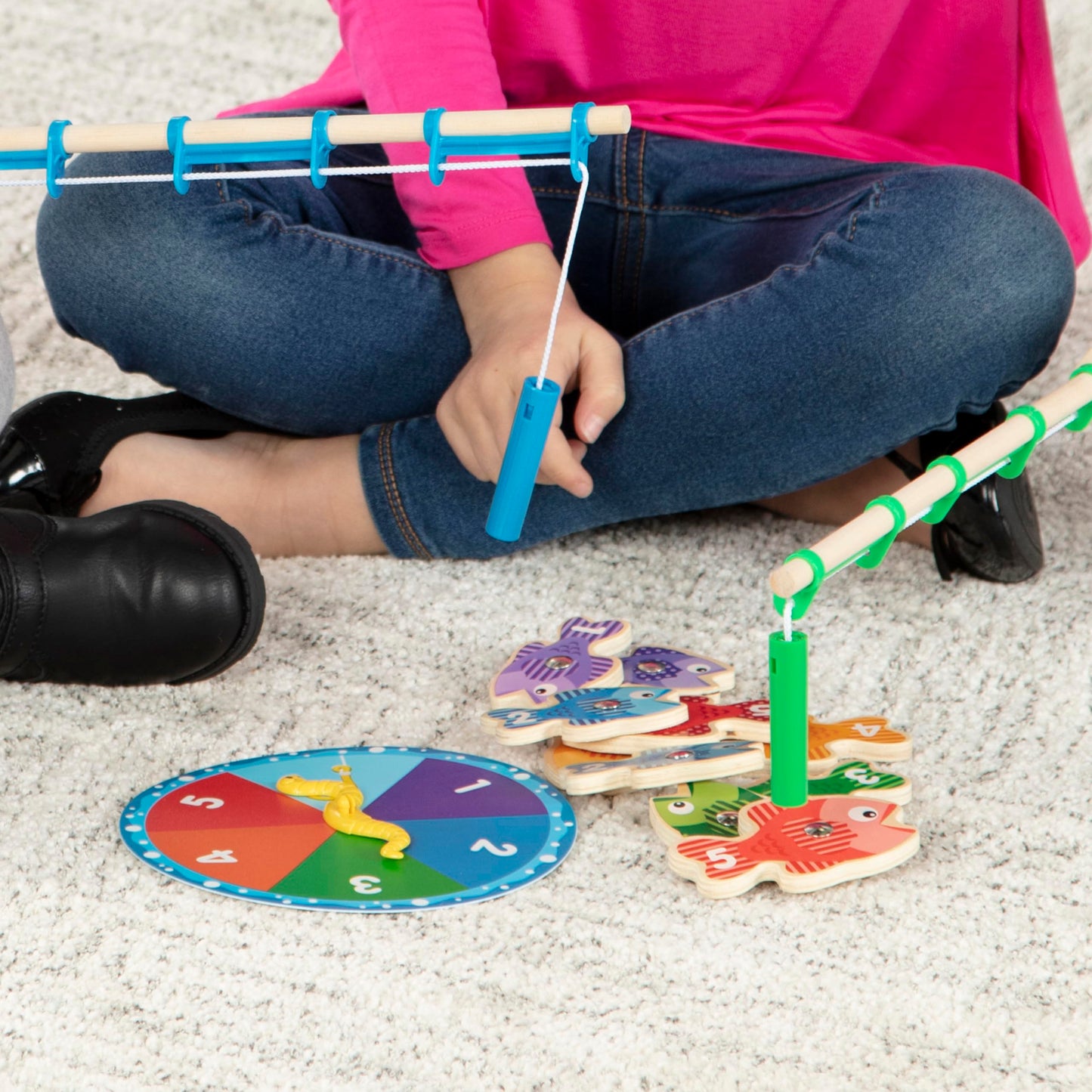 Melissa & Doug Catch & Count Fishing Game (Sioc)