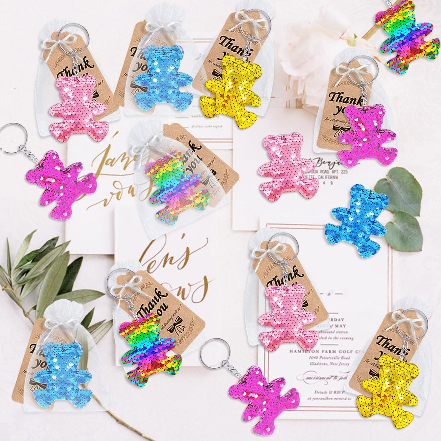 CiciBear 25 Pack Bear Sequin Keychains for Jungle Themed Party Favors, Bear Animal lover, Adults Birthday Gift, Party, 5 Colors