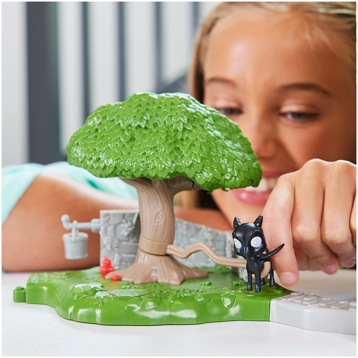 Wizarding World Magical Minis Care of Magical Creatures Playset with Luna Lovegood Figure, Ages 5+, Plastic, Model 6061845