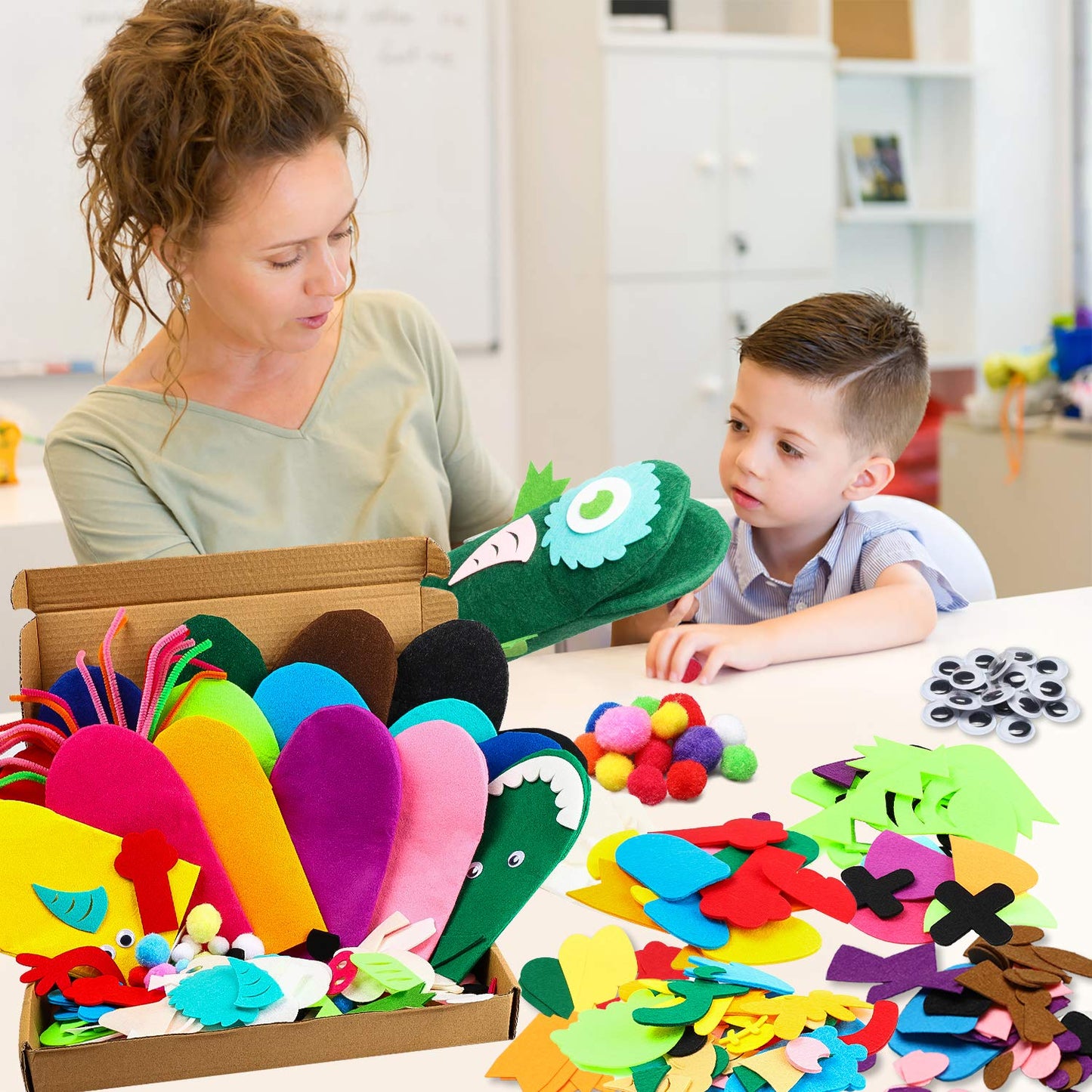 Watinc 18Pcs Hand Puppets Making Kit For Kids Art Craft Felt Sock Monster Puppet Creative Diy Make Your Own Puppets Pipe Cleaners Pompoms Storytelling Role Play Party Supplies Gift For Girls Boys