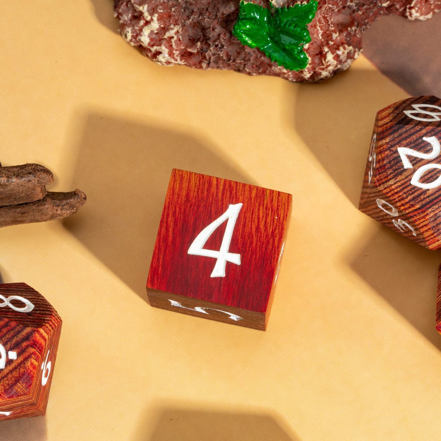Hddais 7Pcs Polyhedral Dice Set D&D, Rpg Dnd Wood Dice Set For Dungeons And Dragons Role Playing Games (Red Brown Striped)