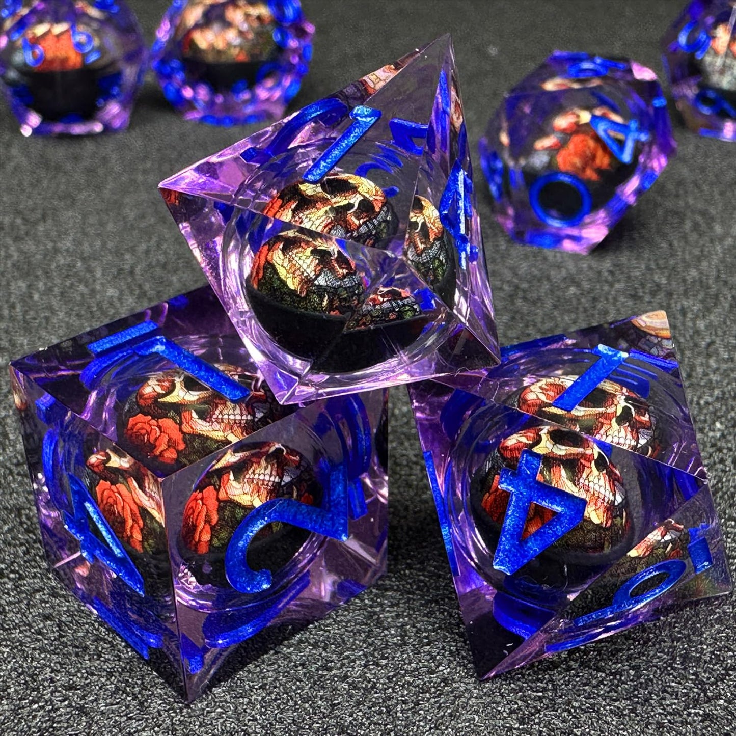 HAOMEJA Skull D&D Monster Resin Dice Set DND Skeleton 7 PCS Sharp Edges Dice with Gift Bag Apply to Dungeons and Dragons Role Pl