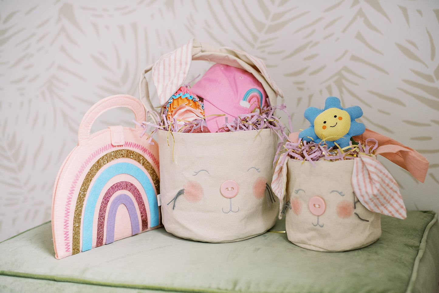 Mud Pie, Rainbow Girl Art Portfolio and Crayon Set