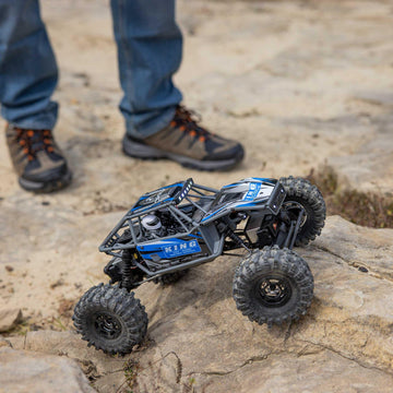 Axial Rc Truck Utb18 Capra 4Ws 1/18Th 4X4 Rtr (Comes With Everything Needed To Run), Blue, Axi-1750T1