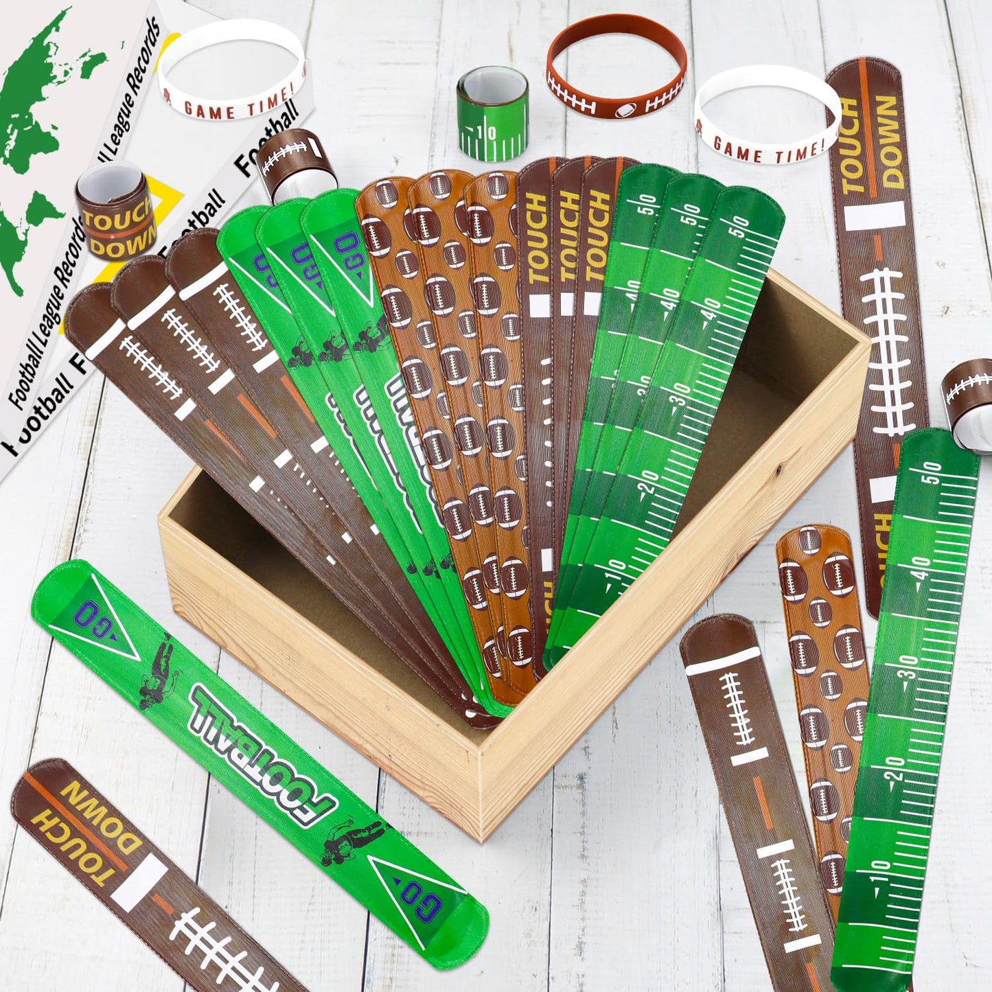 Pixhotul 40 Pieces Football Party Favors, Silicone Wristbands And Rubber Bracelets For Game Day, Teens Birthday, Theme Party, Te