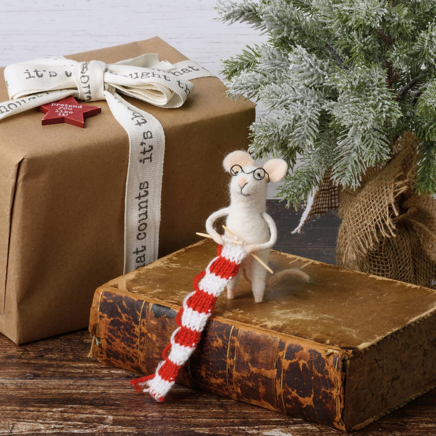 Primitives by Kathy Collectible Critter - Knitting Mouse Featuring a Mouse Wearing Glasses Knitting a red/White Scarf. Coordinat