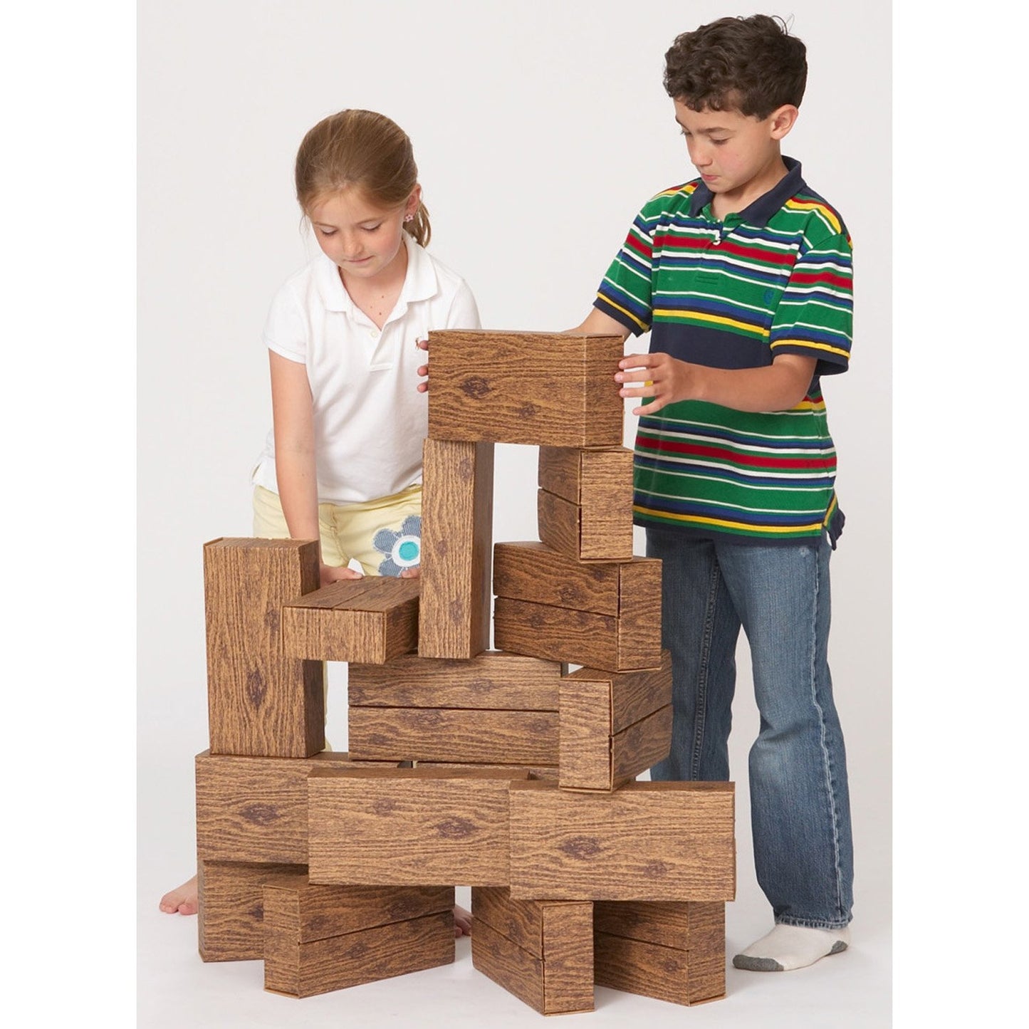 Giant Timber Blocks (16 Pieces)