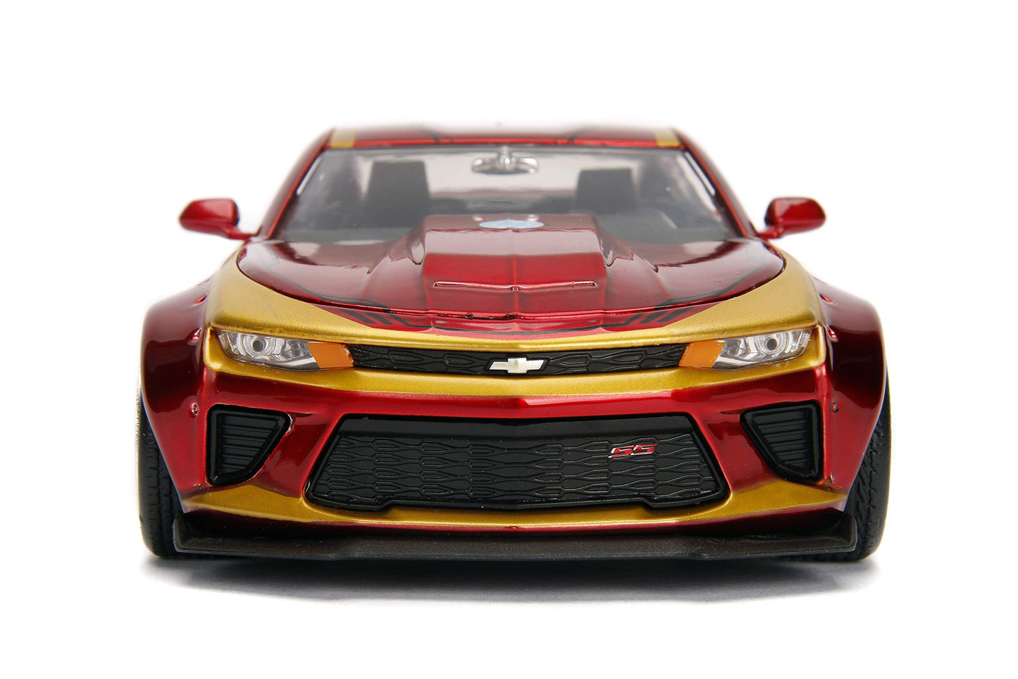 Jada Toys Die-cast Iron Man & 2016 Chevy Camaro, 1:24 Scale, Red, Model 99724, Rubber Material