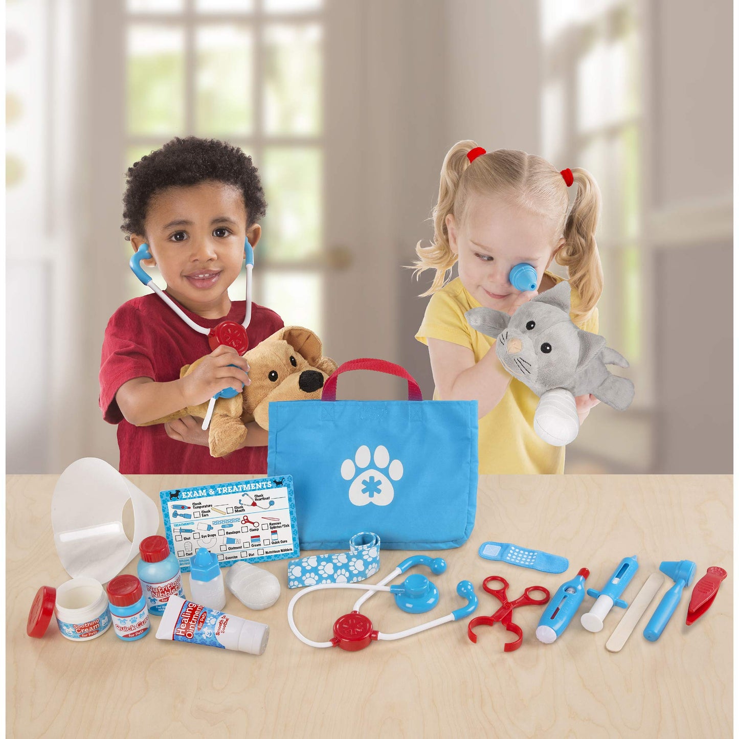 Melissa & Doug Examine and Treat Pet Vet Pretend Play Set with Plush Dog and Cat (24 Pcs) Kids Veterinary Play Set, Veterinarian