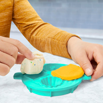 Play-Doh Kitchen Creations Magical Mixer Playset, Toy Mixer With Play Kitchen Accessories, Arts And Crafts For Kids 3 Years And Up
