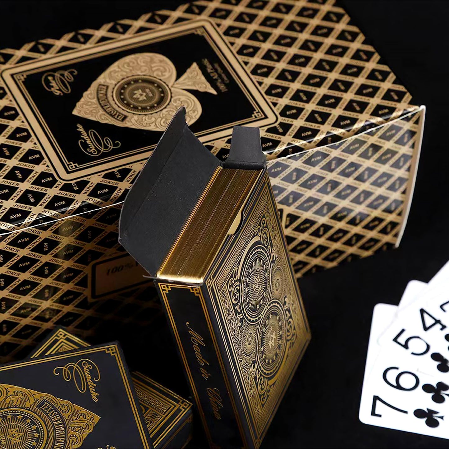 Plastic Playing Cards Waterproof Cards Deck of Cards Jumbo Index Large Print Playing Cards for mature-themeds enhanced Professional game-style Card Set for Texas Hold'em Card Games Metallic Gold & Silver(4 Pack)