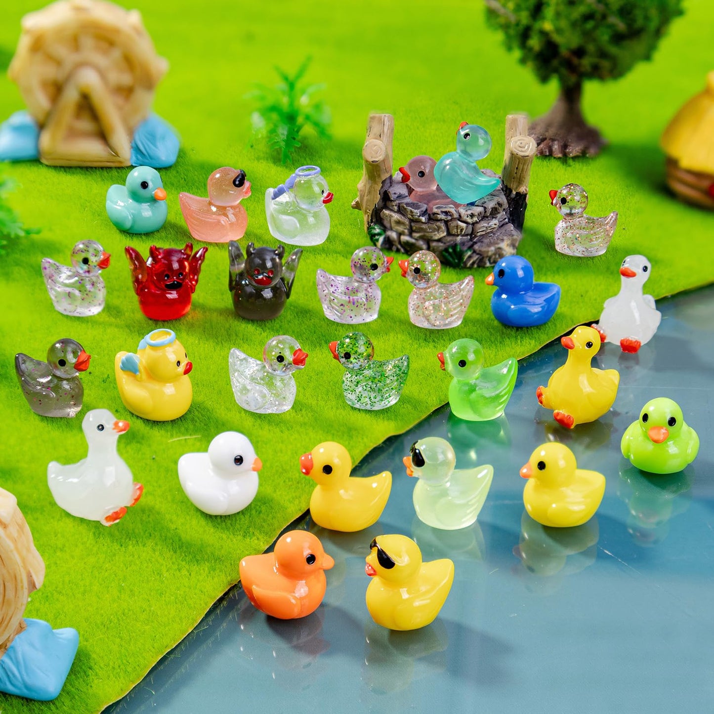 122 PCS Mini Ducks Resin,Colorful Multiple Styles Tiny Animals,Little Small Cute Duck Decoration Pattern, Sunglasses, Shiny, Pro