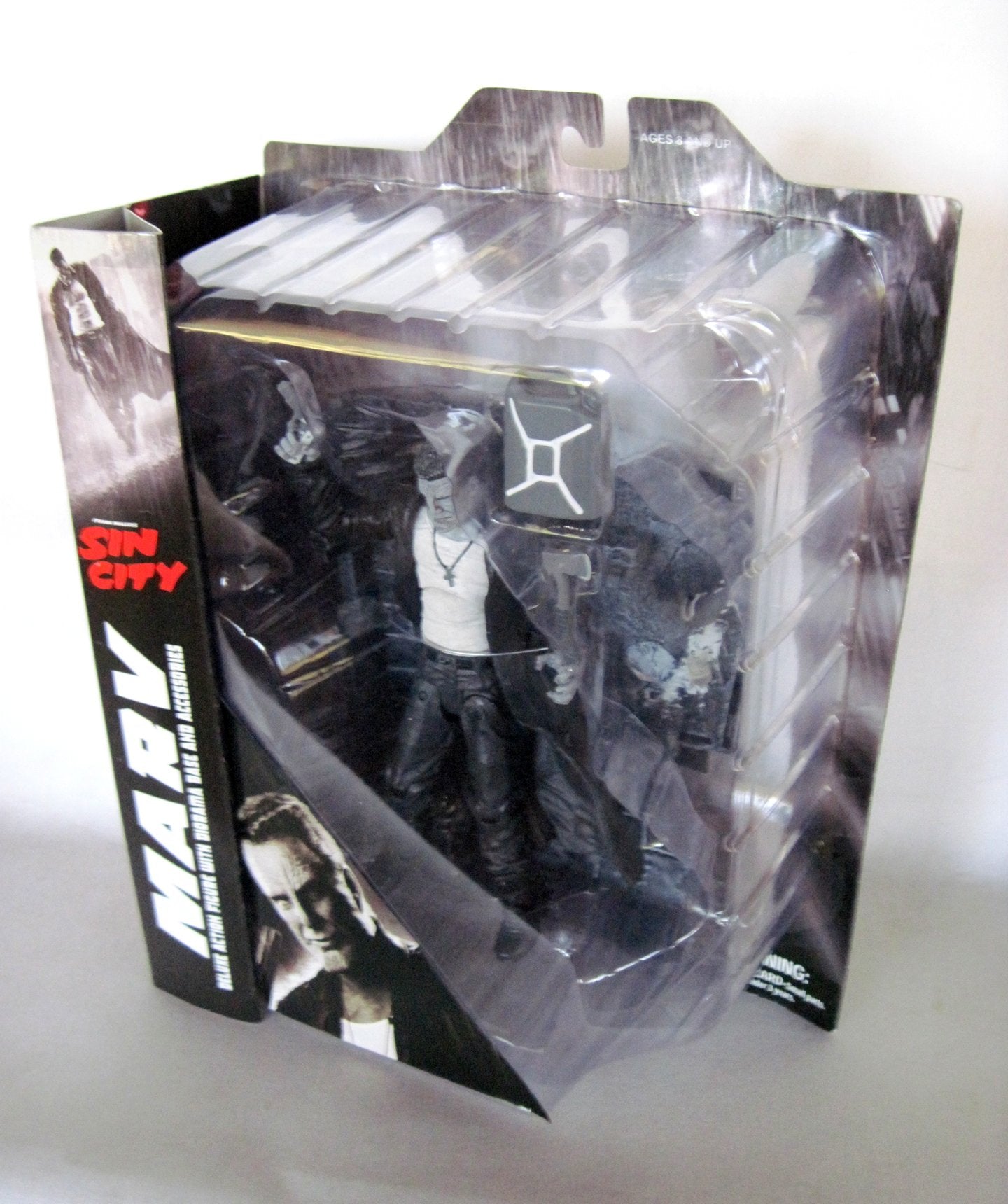 Diamond Select Toys Sin City Select: Marv Action Figure
