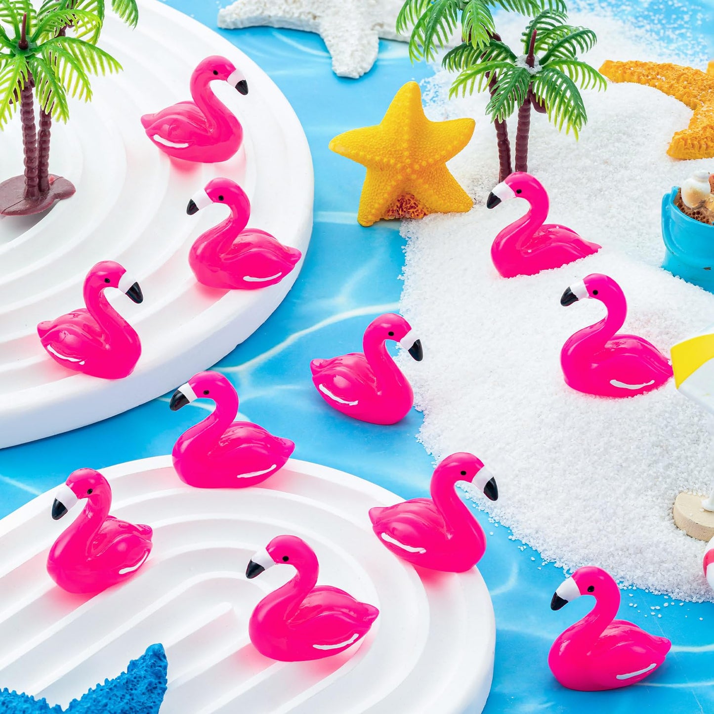 LHSYFBZ 200Pcs Mini Resin Flamingo, Tiny Rose Red Flamingo Ducks, Cute Flamingo Figurines for Cake Topper Garden Dollhouse Lands