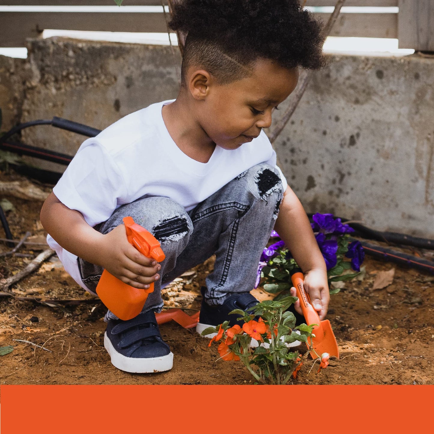 Black & Decker Kids Gardening Set - Pretend Play Set With Costume And Gardening Accessories