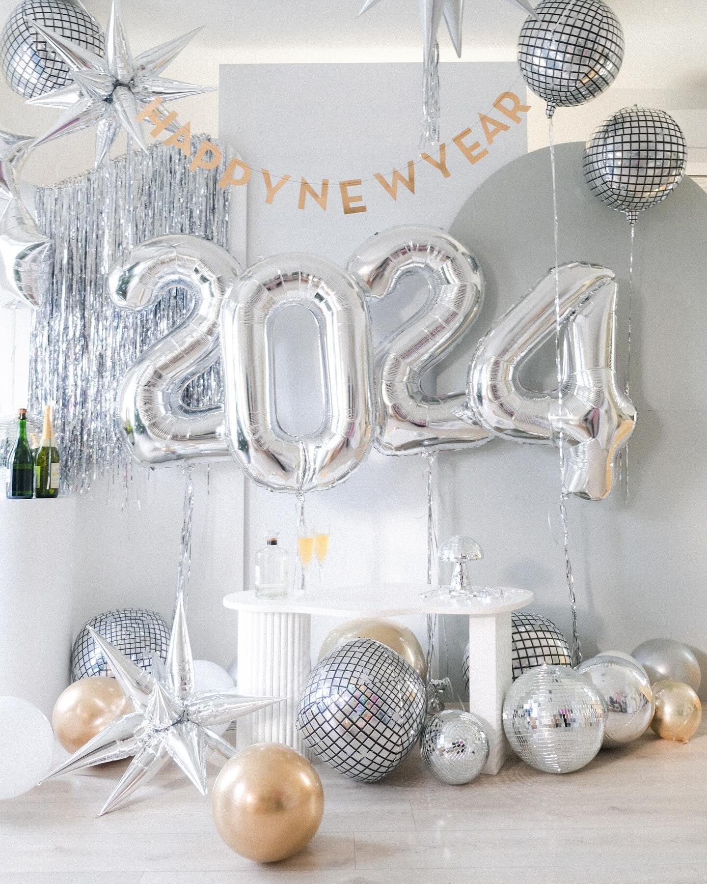 Silver Number Balloon 40 Inch, 0 Number Balloons, 10 20 30 40 50 Numbers Balloon Birthday Decorations, Silver Party Supplies For