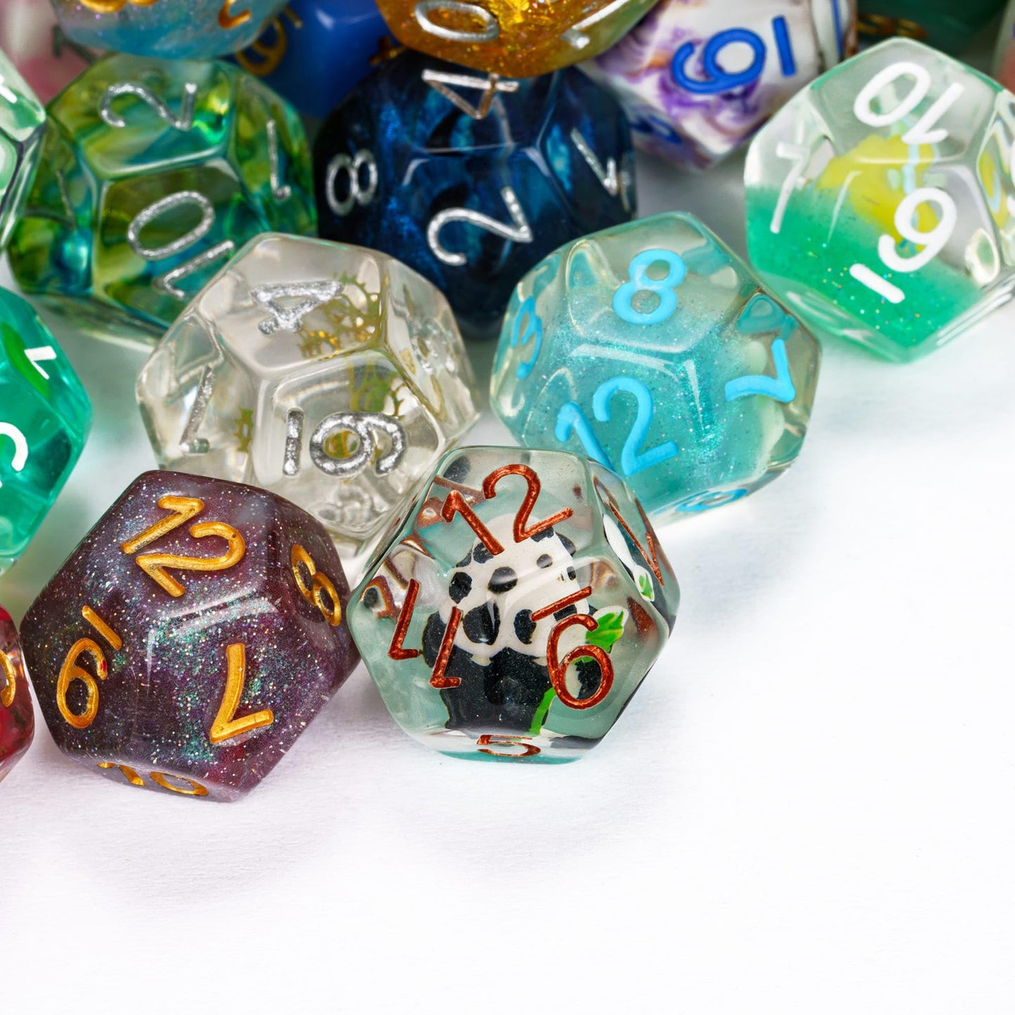 HDdais 10 Pack of D12 Dice Random Color D12 Polyhedral Dice Set, 12 Sided D&D Dice for DND RPG MTG Table Games Dungeons and Drag