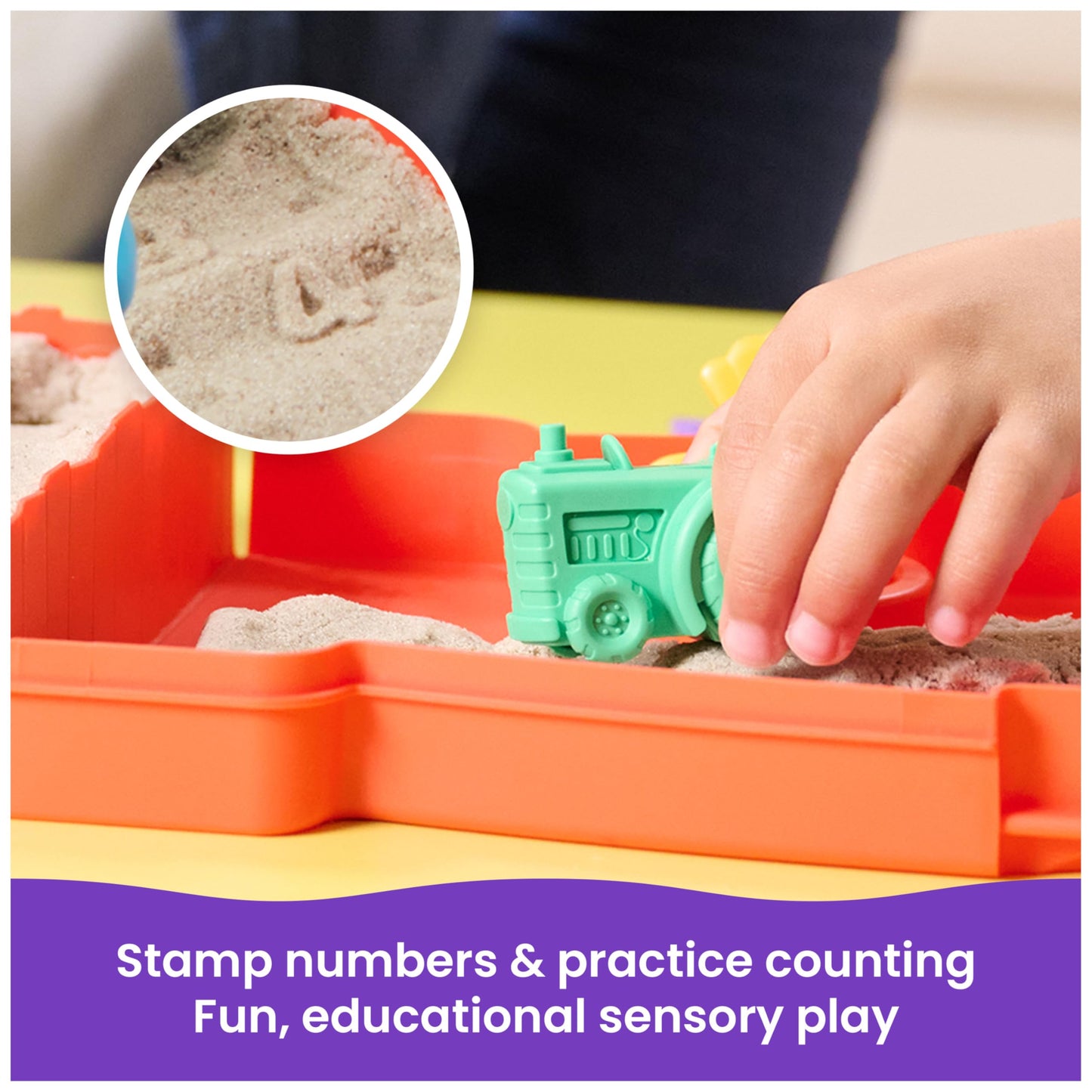 Kinetic Sand, Sandy Farm Set with 12oz Play Sand, 6 Tools & Molds, Reusable Barn Storage Case, Toddler Toys, Kids Toys for Girls
