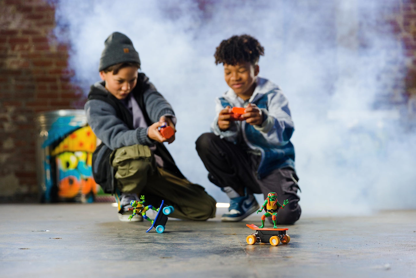 Teenage Mutant Ninja Turtles Leonardo RC Skate Vehicle, 2.4 GHz Remote Control Toy for Kids, Ages 3+, Plastic Construction