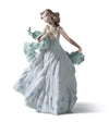 Lladró Glossy Porcelain Figure Summer Serenade In Pastel Colors. Decorative Woman Figure.